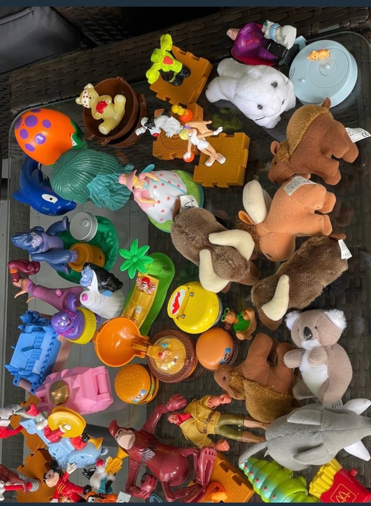 Approx 80 retro McDonald toys