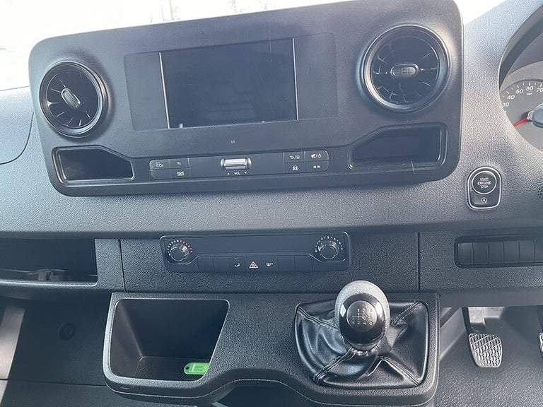 2022 Mercedes-Benz Sprinter 3.5t H1 Premium Van PANEL VAN DIESEL Manual