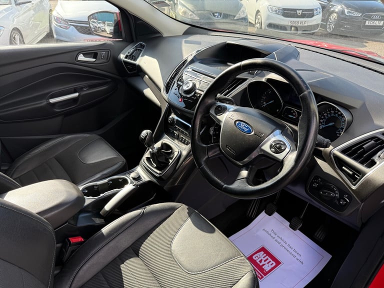 2015 Ford Kuga 2.0 TDCi 150 Titanium 5dr ++ SAT NAV / CAMERA / DAB / ULEZ / 9 SERVICES ++ HATCHBA...