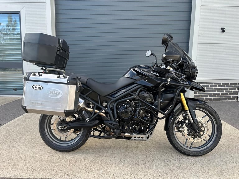 image for TRIUMPH TIGER 800 ABS 2014 - FULL TRIUMPH LUGGAGE - ARROW EXHAUST