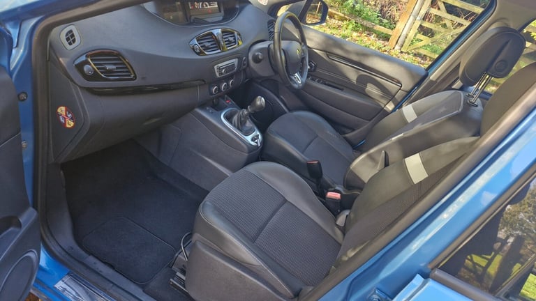 2013 Renault Scenic 1.5 dCi Dynamique TomTom 5dr MPV Diesel Manual