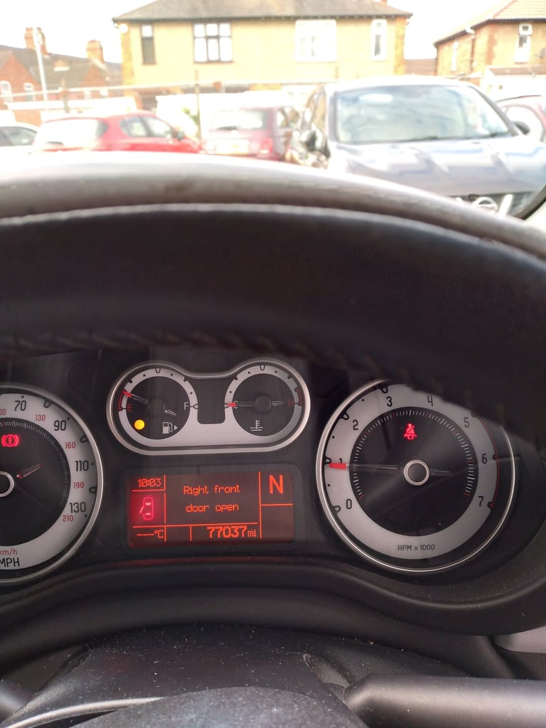 2013 Fiat 500L 1.3 Multijet 85 Easy 5dr Dualogic MPV Diesel Automatic