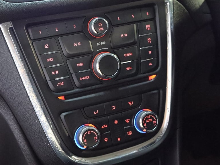 2016 Vauxhall Mokka EXCLUSIV S/S Hatchback Petrol Manual