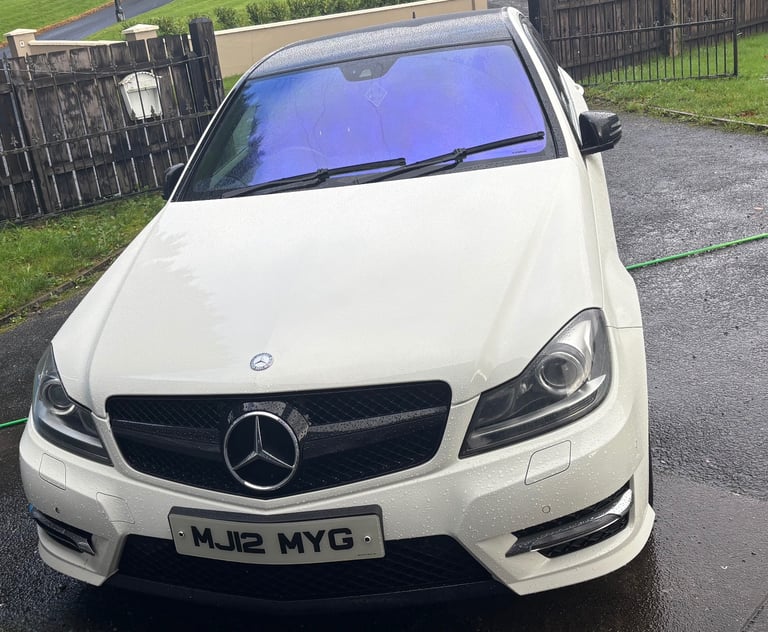 Mercedes-Benz, C CLASS, Saloon, 2012, Semi-Auto, 2143 (cc), 4 doors