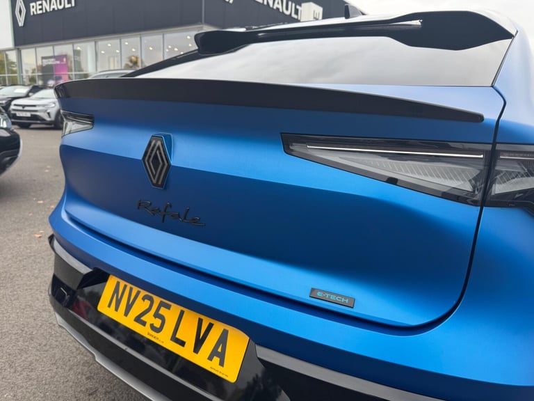 2025 Renault RAFALE E-Tech PHEV Atelier Alpine AWD 5dr Auto COUPE PETROL/ELECTRIC Automatic