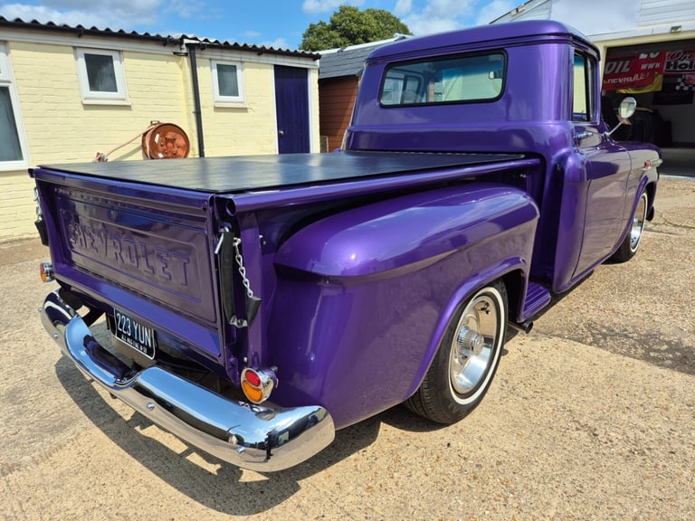 1959 CHEVROLET APACHE V8 CLASSIC CUSTOM AMERICAN