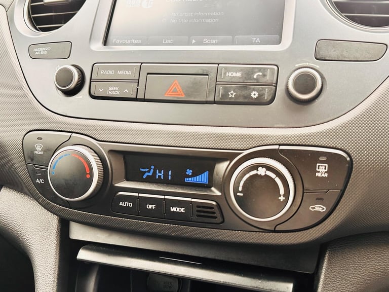 2019 Hyundai i10 1.0 Premium Euro 6 5dr HATCHBACK Petrol Manual