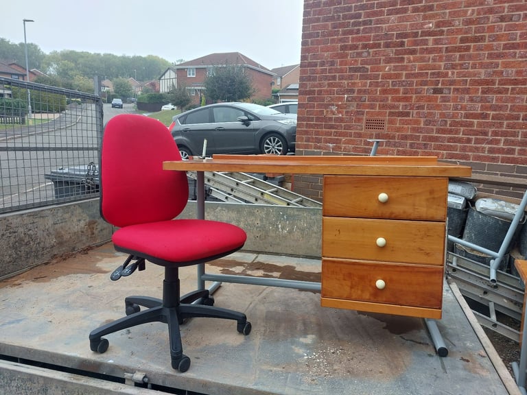 image for Solid Oak Desk - Excellent Condition, Home Office Ready