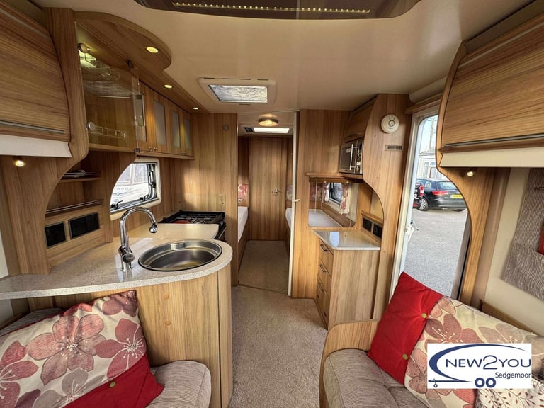 2013 Bailey Unicorn Cadiz 4 Berth Fixed Singles Caravan - STOCK S089