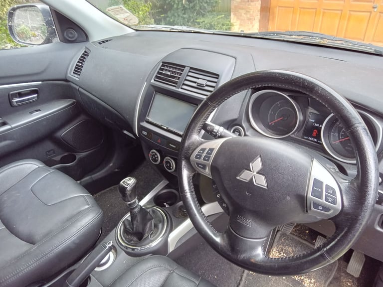 Mitsubishi, ASX, Hatchback, 2011, Manual, 1798 (cc), 5 doors