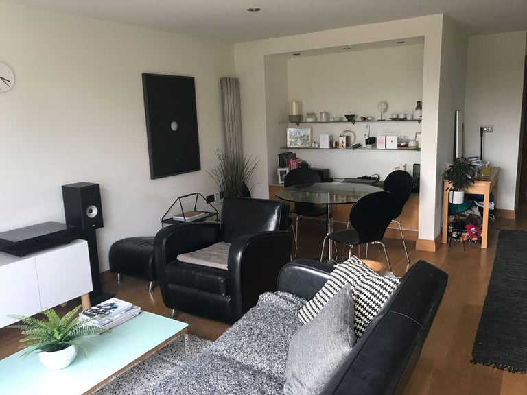 One bed flat to rent in Henleaze/ Horfield £1250 pm