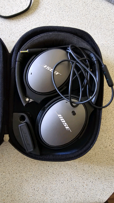 Bose QC25 Noise Cancelling Headphones (Wired)