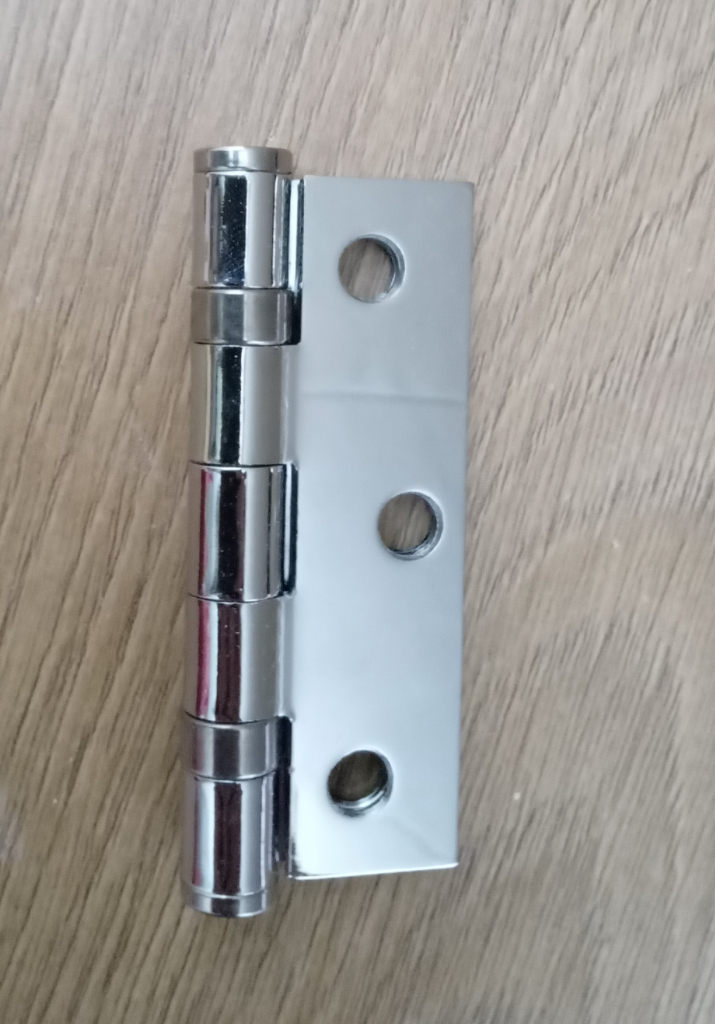6 New hinges 
