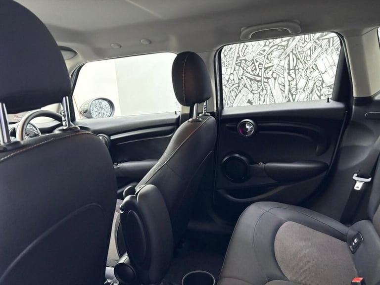 2019 MINI Hatch 1.5 Cooper Classic Hatchback 5dr Petrol Manual Euro 6 (s/s) (136 ps) Hatchback Pe...