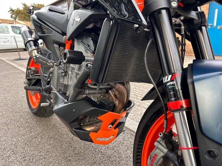2023 KTM 890 DUKE R 23 Blue Black Sports Naked