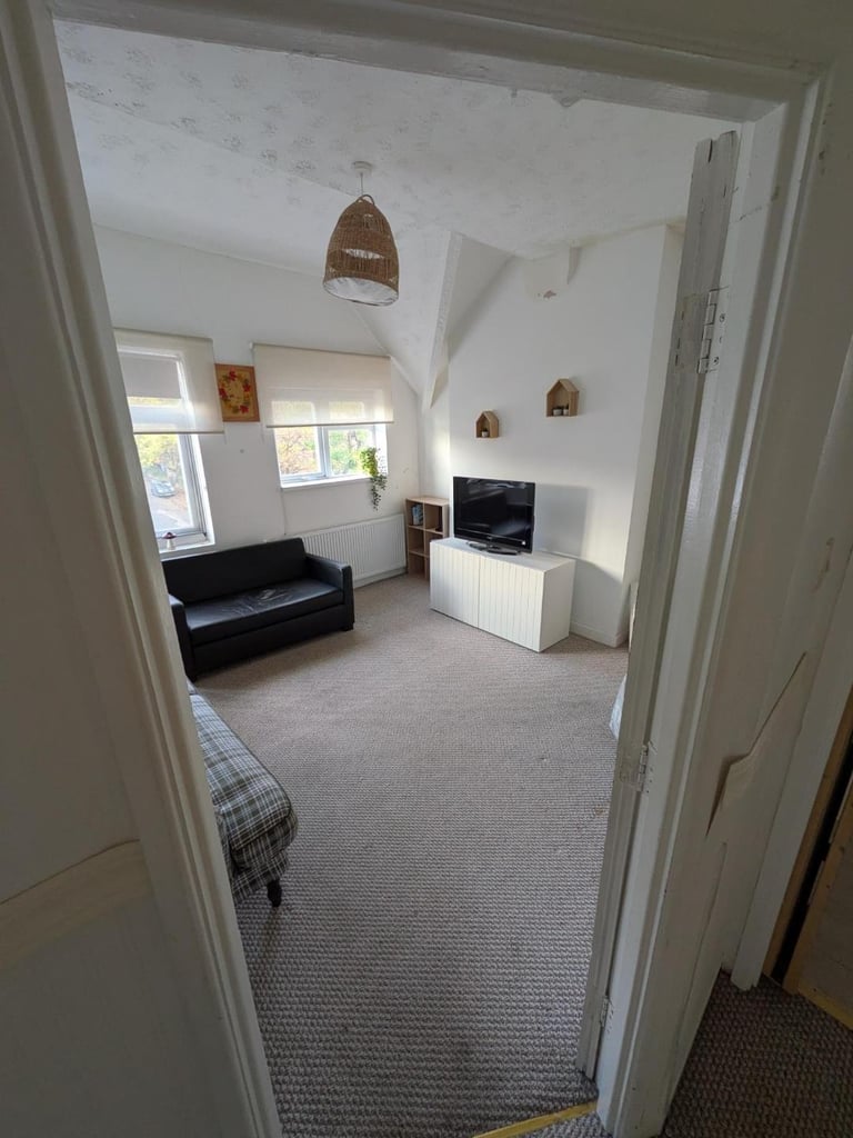 Lovely 2 Bedroom flat, 1.5 Mile Manchester City Centre 1Mile Salford Uni, Free Virgin Internet