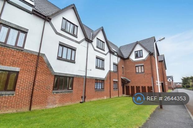 Studio flat in Allington Close, Greenford, UB6 (#2644353)