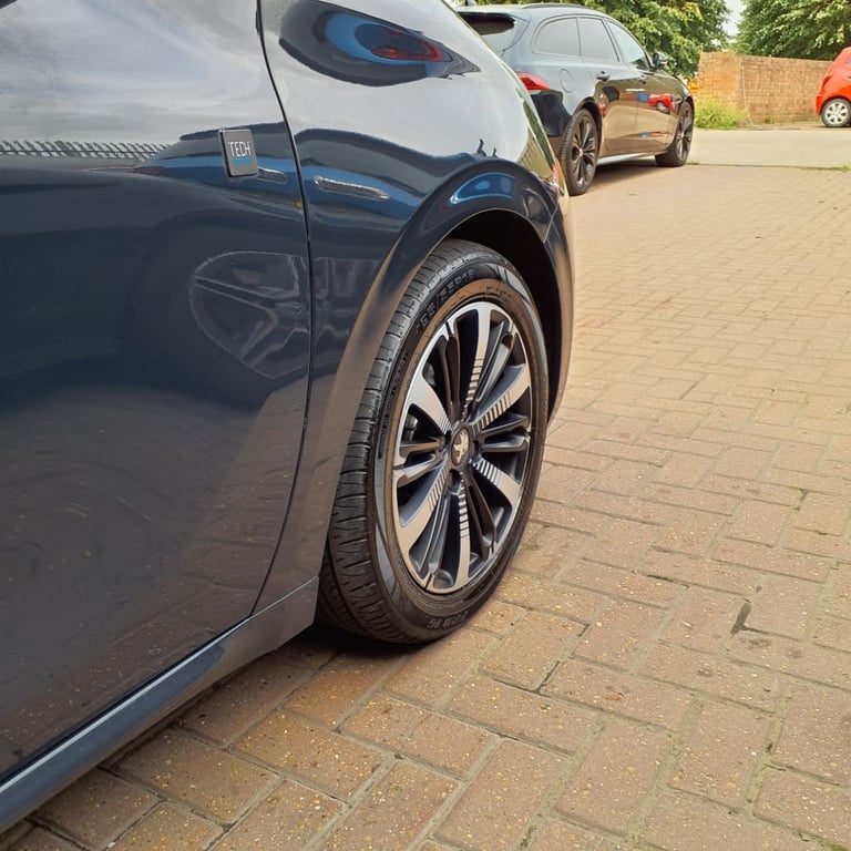 2018 68 PEUGEOT 208 1.5 BLUEHDI TECH EDITION HATCHBACK 5DR DIESEL MANUAL EURO 6 