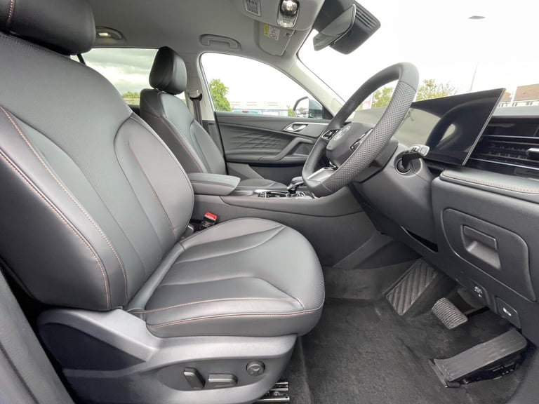 2025 MG MG HS 1.5 Hybrid+ Trophy SUV 5dr Petrol Hybrid Auto Euro 6 (s/s) (224 ps) ESTATE Petrol/E...
