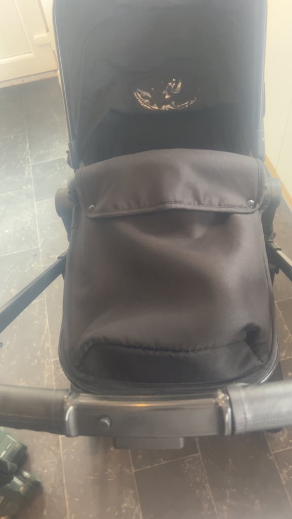 image for Ickle bubba travel system pram