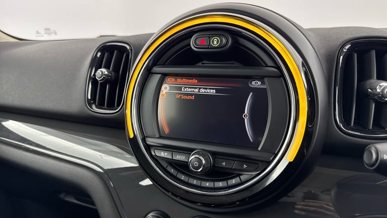 2017 MINI Countryman 2.0 Cooper D ALL4 5dr Auto [Chili Pack] Diesel Hatchback Hatchback Diesel Au...