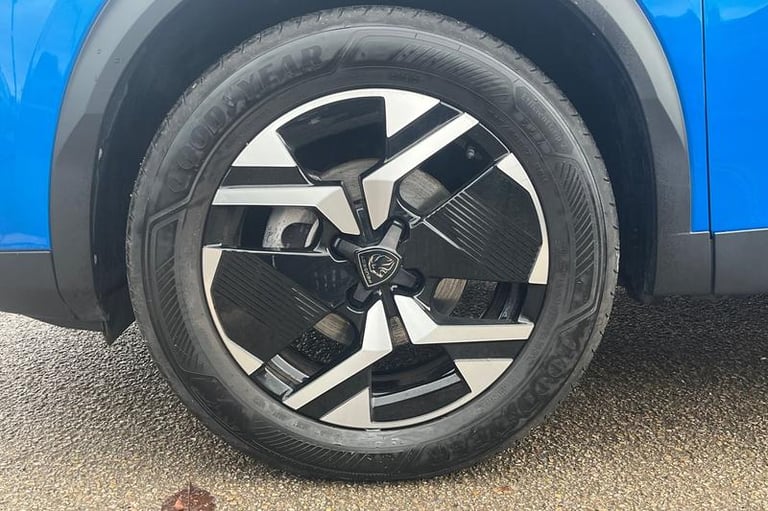 2024 Peugeot 2008 1.2 PureTech 130 GT 5dr EAT8 HATCHBACK PETROL Semi Automatic