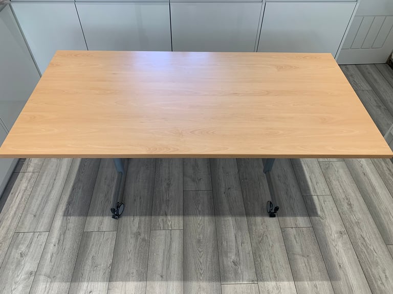 160cm X 80cm Flip Top and Foldaway Table / Desk