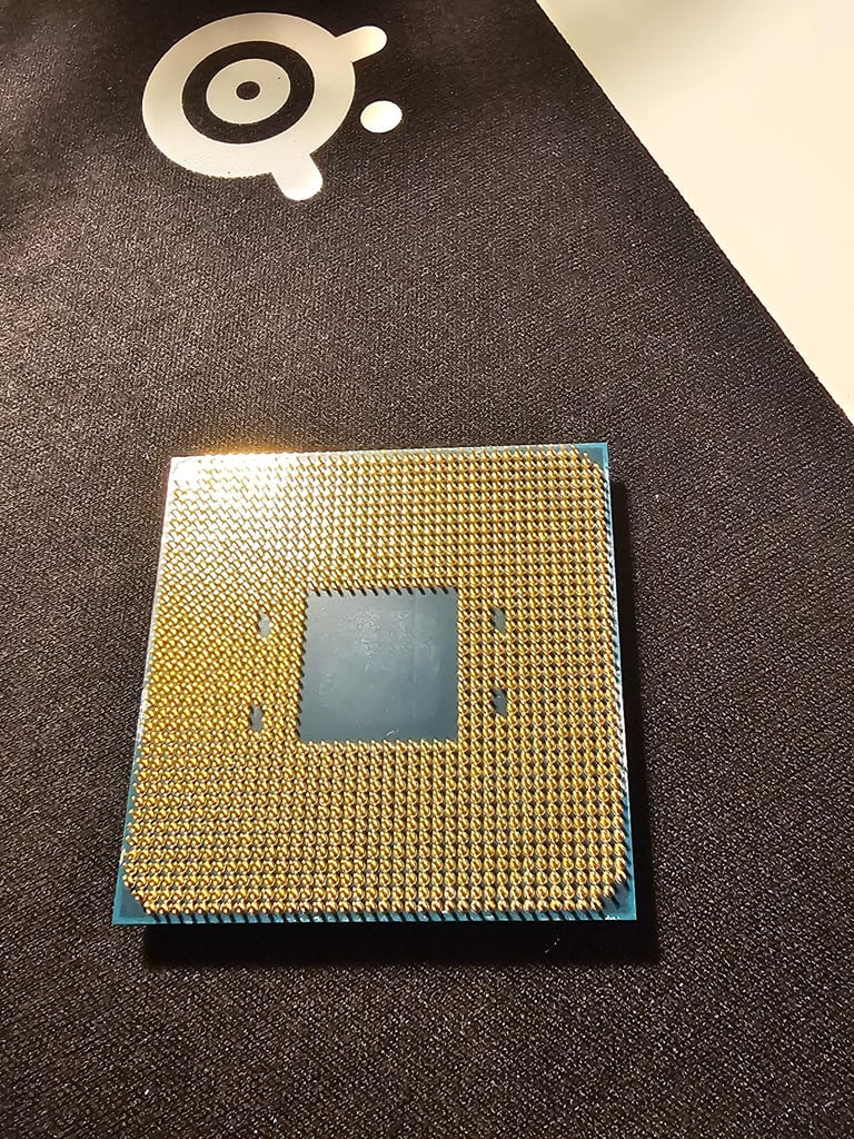 AMD Ryzen 5 5600X 6-Core Desktop Processor - Excellent Condition