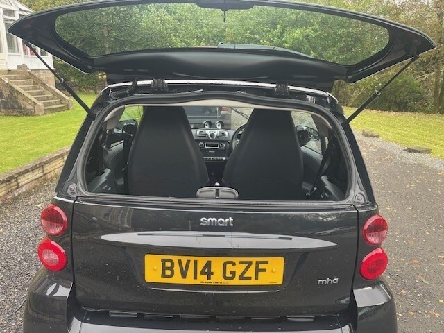 2014 smart fortwo Edition21 mhd 2dr Softouch Auto COUPE Petrol Automatic