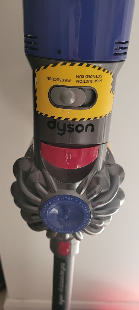 Dyson cordless hoover
