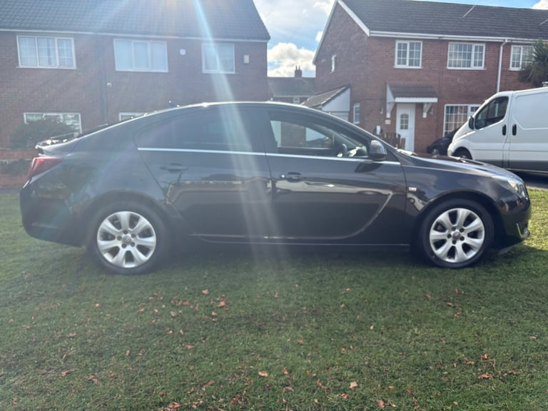 Vauxhall, INSIGNIA, Hatchback, 2015, Manual, 1956 (cc), 5 doors
