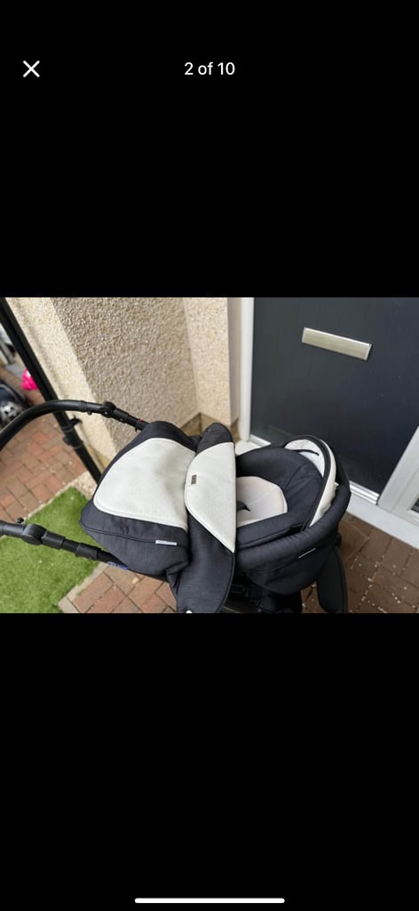 Mee-goo travel system pram