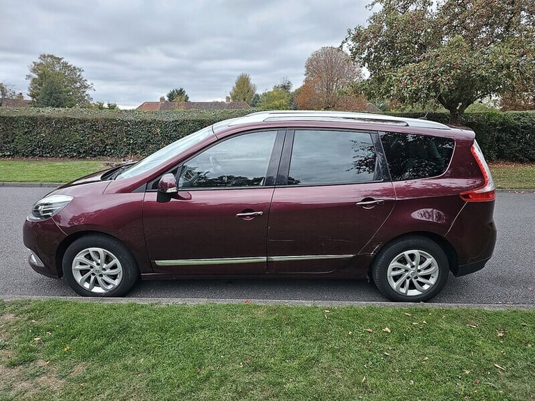 2015 Renault Grand Scenic 1.5 dCi Dynamique Nav 5dr MPV DIESEL Manual