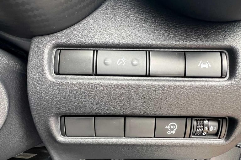 2022 Nissan Leaf 110kW N-Connecta 39kWh 5dr Auto HATCHBACK Electric Automatic
