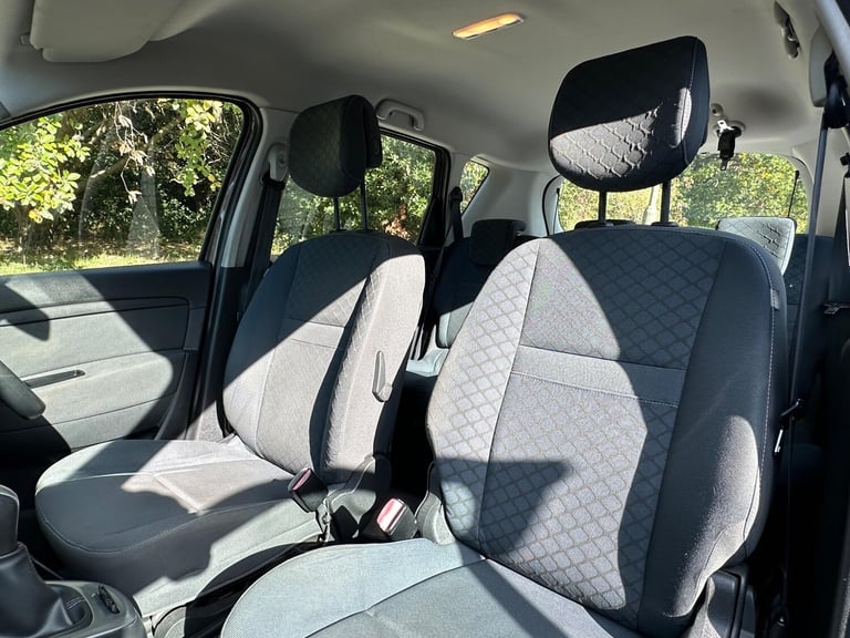 2009 Renault Scenic 2.0 VVT Expression CVT Euro 5 5dr MPV Petrol Automatic