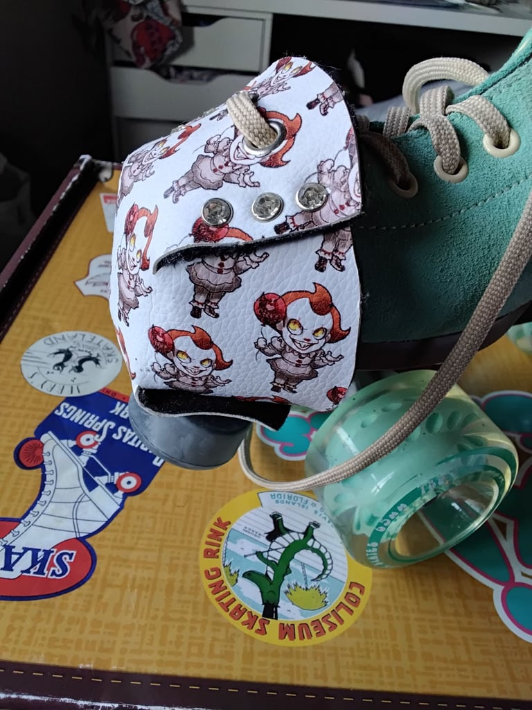 Moxi lolly Floss Quad Skates size 5