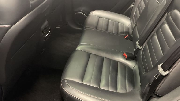 2022 22 MG MG HS 1.5 T-GDI EXCLUSIVE SUV 5DR PETROL MANUAL EURO 6 (S/S) (162 PS)