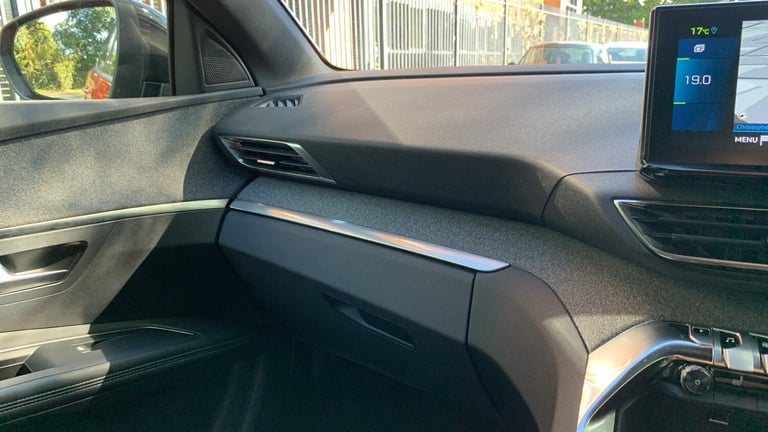 2024 Peugeot 3008 1.6 12.4kWh Allure SUV 5dr Petrol Plug-in Hybrid e-EAT Euro 6 (s/s) (180 ps SUV...