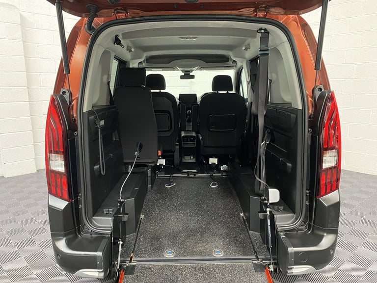 2020 20 Peugeot Rifter Allure 1.5 HDi 3 x SEAT WHEELCHAIR ACCESSIBLE VEHICLE WAV
