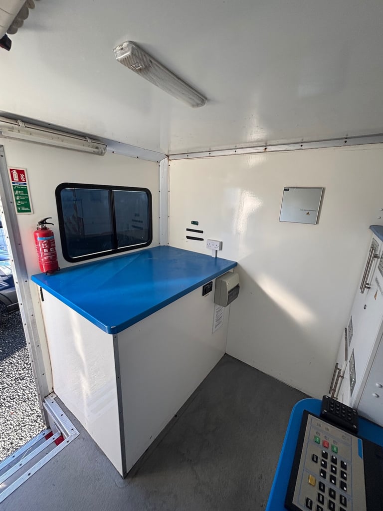 2009 Mercedes-Benz Sprinter twin axle 515 cdi   DIESEL Manual