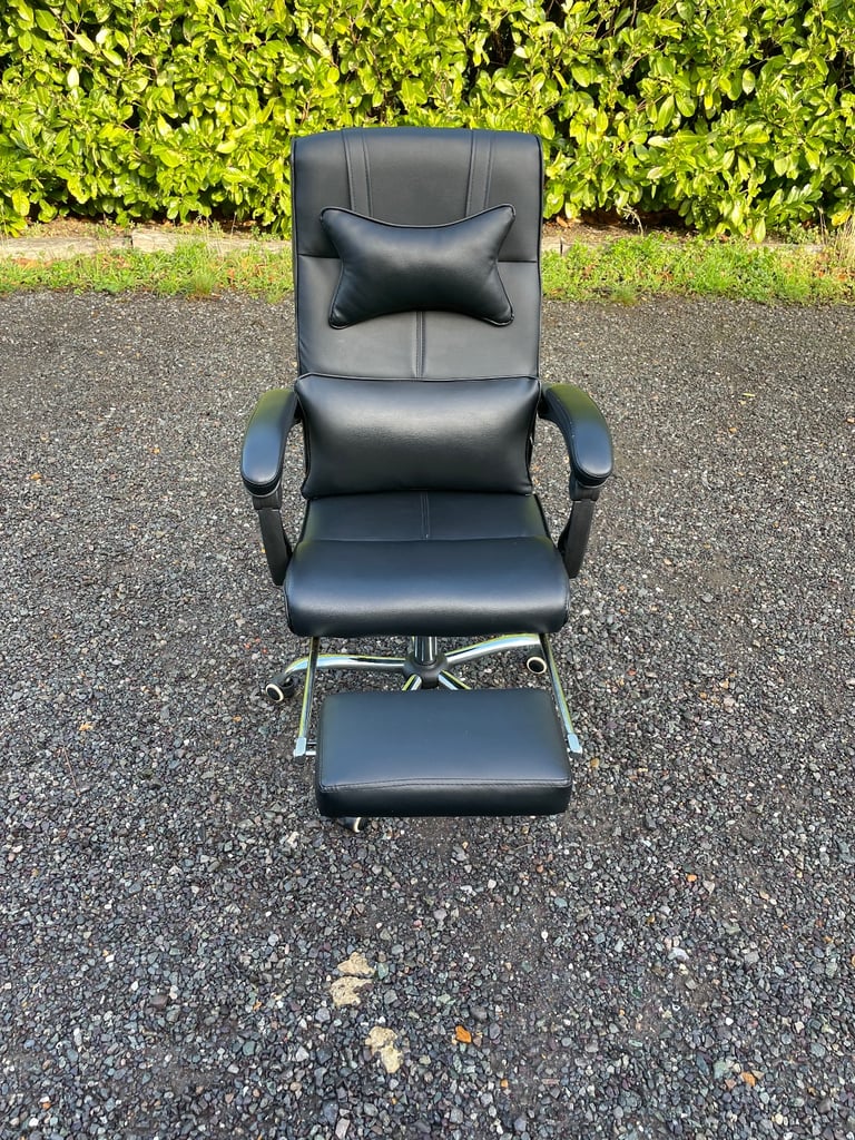 FREE DELIVERY 🥰🚚🥰 BLACK LEATHER OFFICE SPINNING CHAIR GREAT CONDITION 