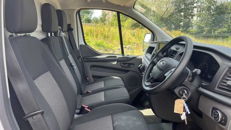  Ford Transit Custom 2.0 EcoBlue 130ps Low Roof Leader Van Van Diesel Manual