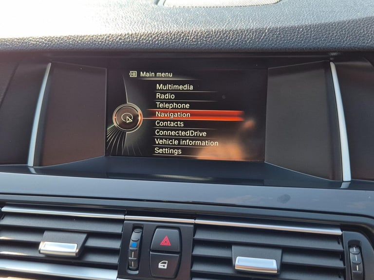 2015 BMW 5 Series 2.0 520i SE Auto Euro 6 (s/s) 4dr SALOON Petrol Automatic