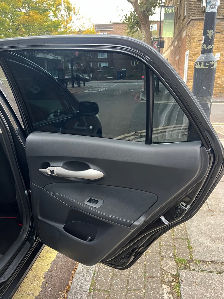 Toyota, AURIS, Hatchback, 2009, Manual, 1329 (cc), 5 doors