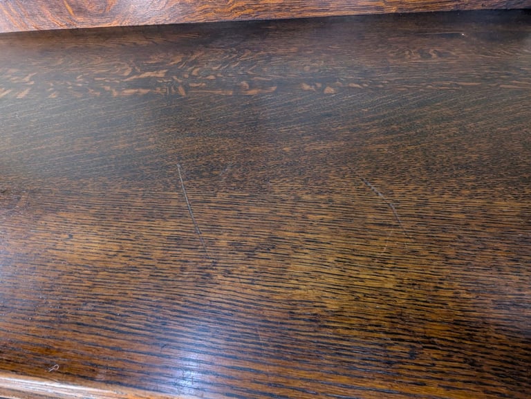 Arts & Crafts Oak Sideboard - Antique - Quarter Sawn Oak