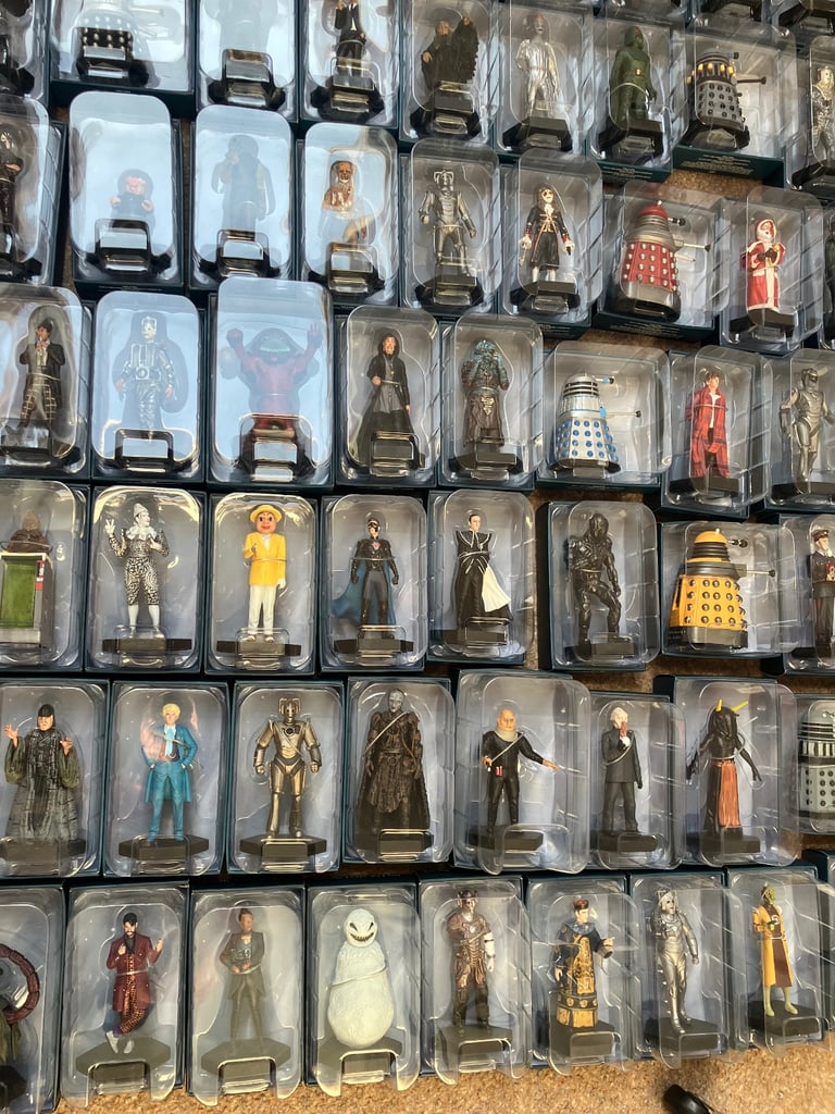Doctor Who Eaglemoss figurines ..main set and specials