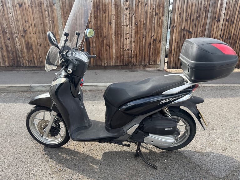 Honda, SH, mode 2015, 125 (cc) black not PCX 