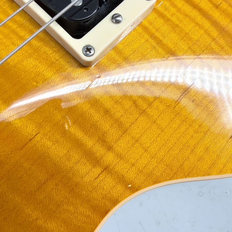 2002 Gibson Les Paul Standard – Amber - Trades