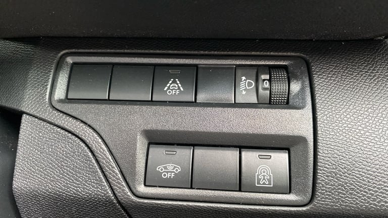 2022 Peugeot 3008 1.2 PureTech Allure Premium SUV 5dr Petrol EAT Euro 6 (s/s) (130 ps) SUV Petrol...