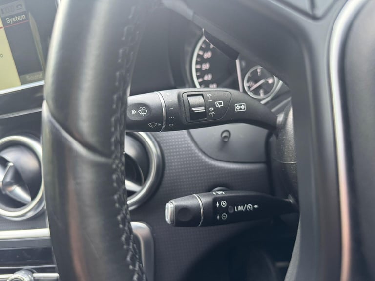 2015 Mercedes-Benz A-Class A180 SE 5dr Auto HATCHBACK PETROL Automatic